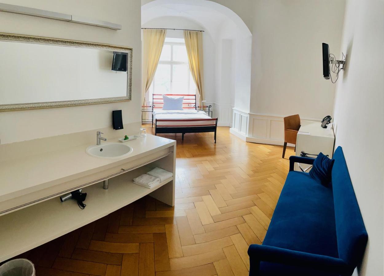 Schlossparkhotel Mariakirchen Arnstorf エクステリア 写真