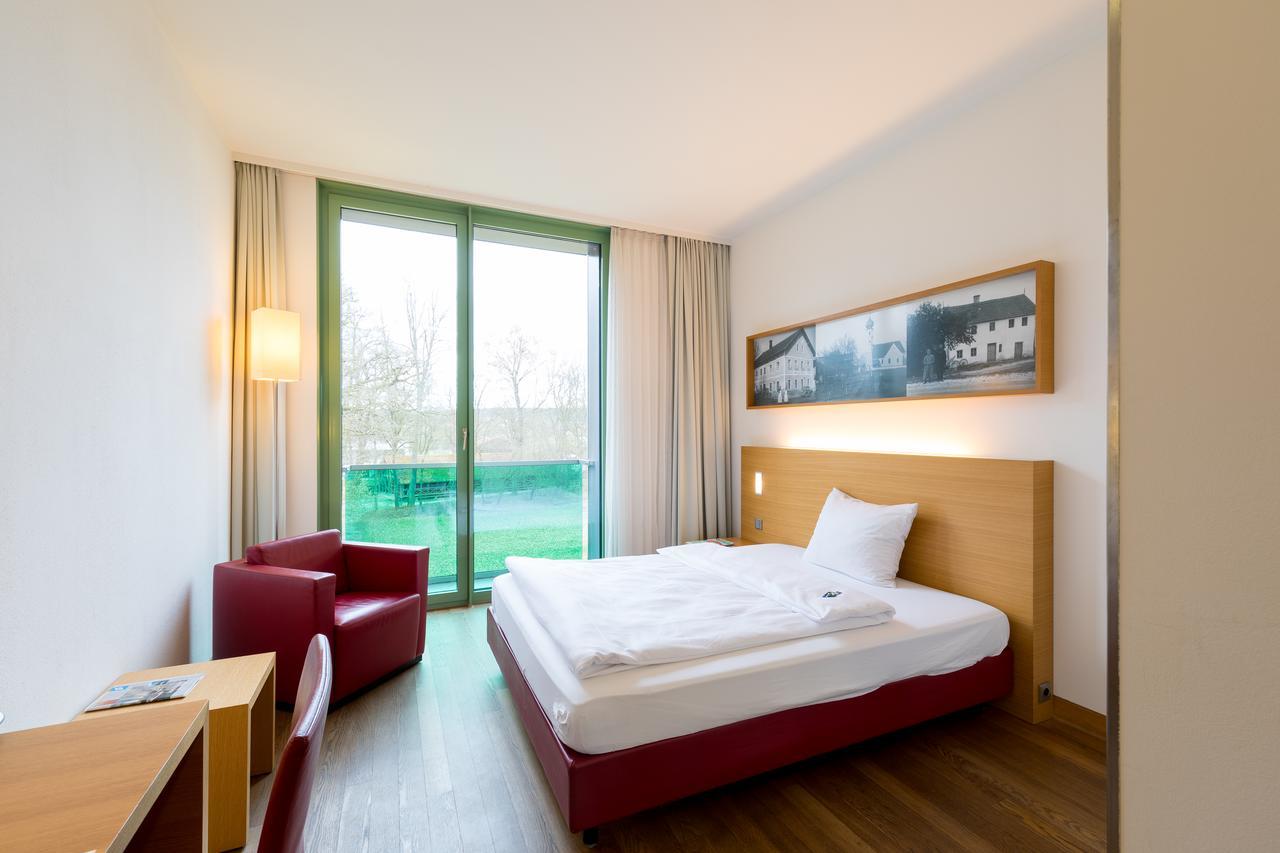 Schlossparkhotel Mariakirchen Arnstorf エクステリア 写真