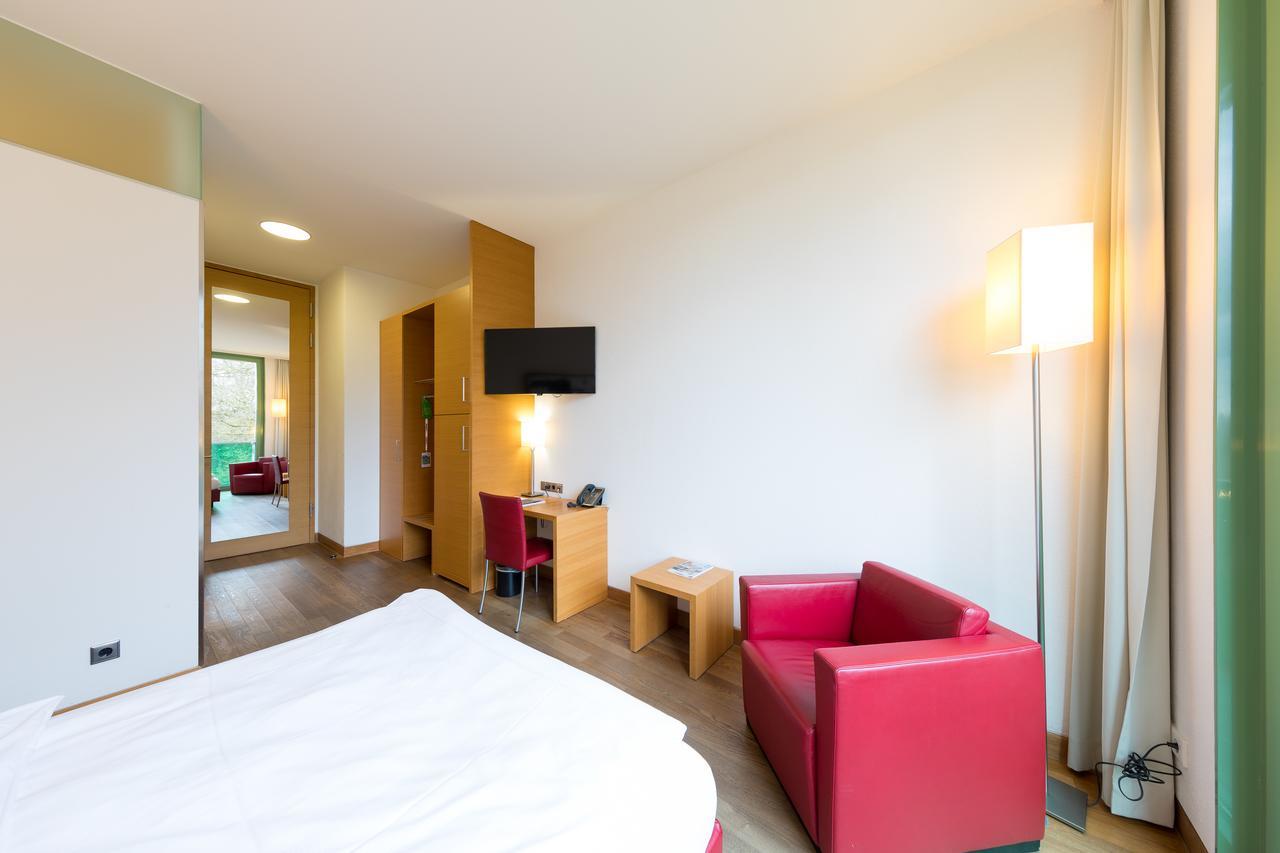 Schlossparkhotel Mariakirchen Arnstorf エクステリア 写真