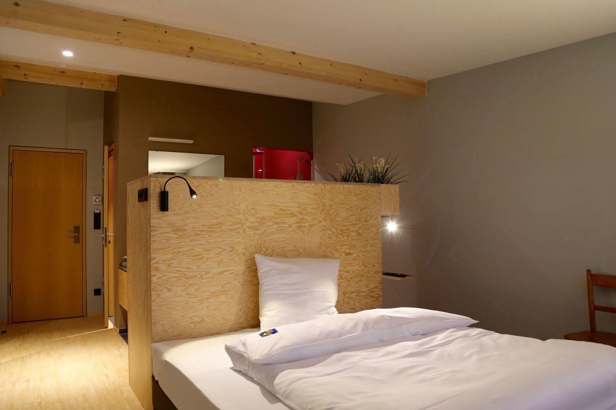Schlossparkhotel Mariakirchen Arnstorf エクステリア 写真