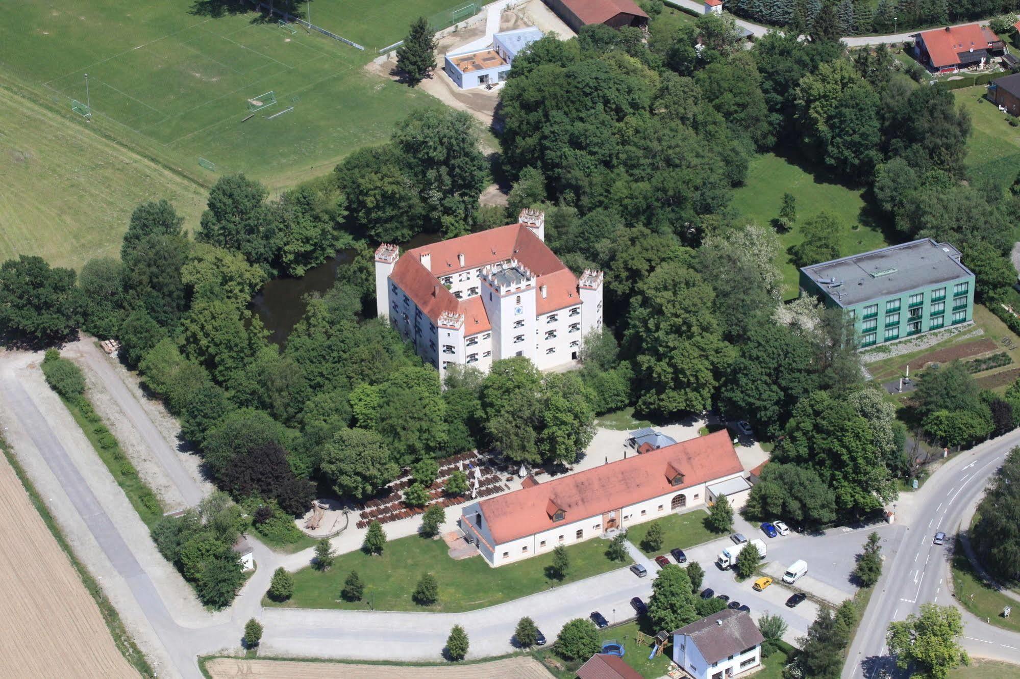 Schlossparkhotel Mariakirchen Arnstorf エクステリア 写真
